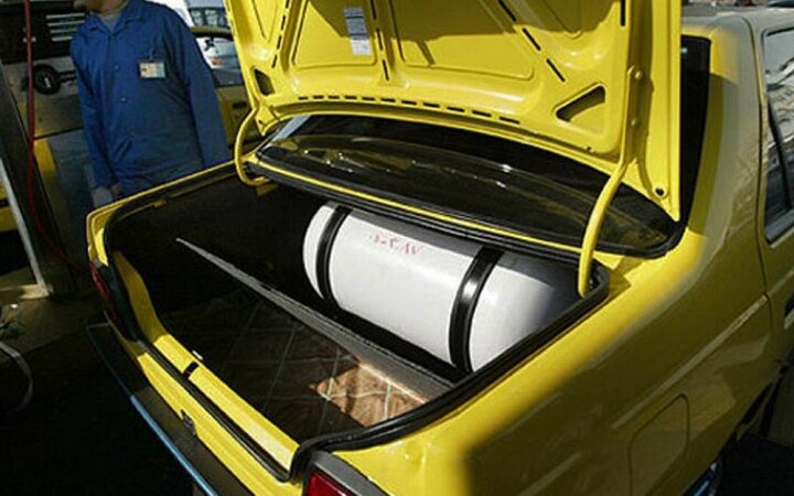 سیاست غلط در مدیریت سوخت: کارشناس خودرو هشدار داد؛ تبدیل کارگاهی خودروها، راه حل نیست، خطر ایمنی و افزایش آلایندگی است!