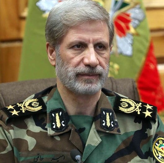 آماده باش سراسری ارتش برای مقابله با سیل: فرمانده کل دستور کمک به ستاد بحران را صادر کرد