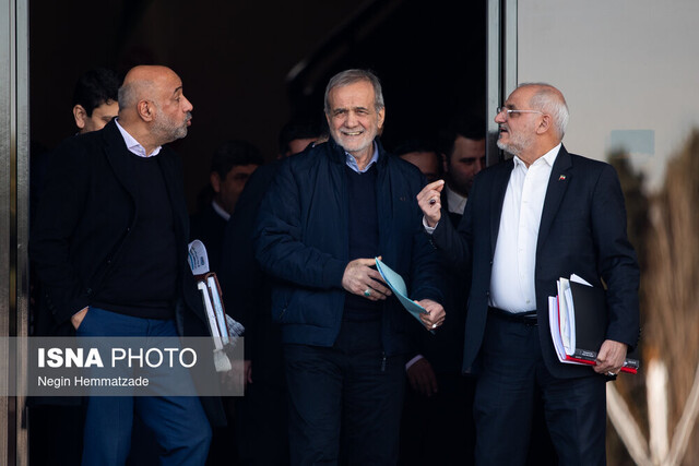 وعده ثبات همتی به بازار و دفع بزرگ ترین پاتک سایبری به اینترنت ایران